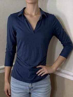 🩷 5 for $20! VENUS Navy Collared V-Neck 3/4 Sleeve Top